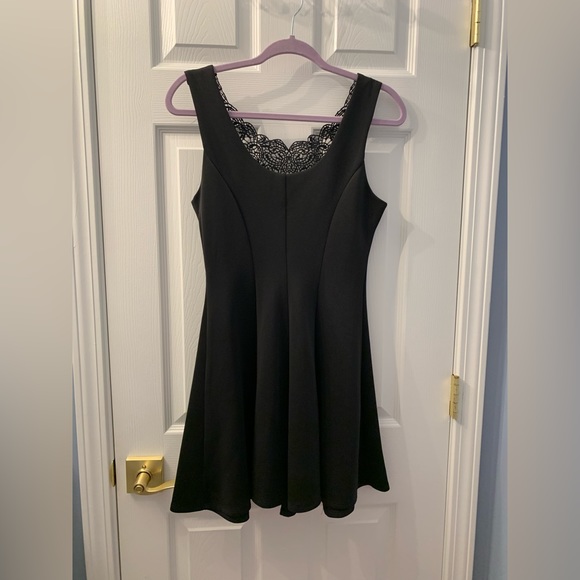 City Studio Black Dress with Lace Detailing - Medium - Picture 2 of 6